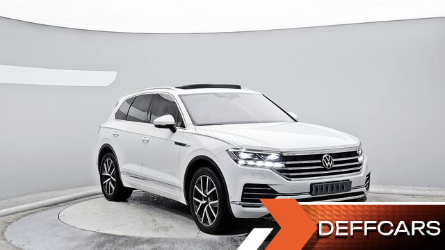Volkswagen TOUAREG 3.0 TDI Prestige купить на сайте DeffCars