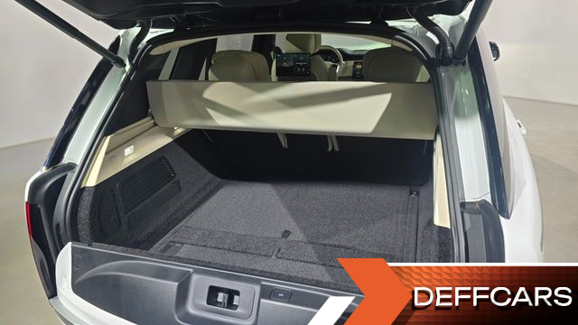 Land Rover RANGE ROVER D350 Autobiography Long Wheel Base купить на сайте DeffCars