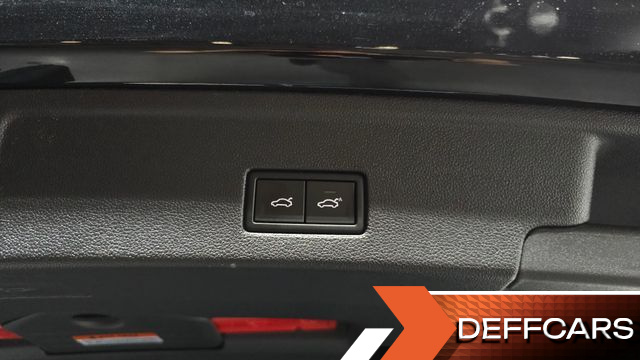 Volkswagen TOUAREG 3.0 TDI Prestige купить на сайте DeffCars