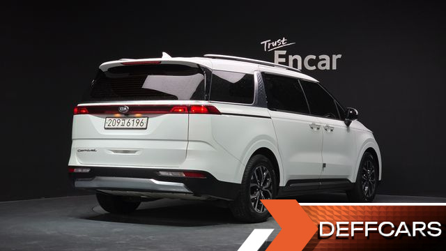Kia CARNIVAL 9-Seater Noblesse купить на сайте DeffCars