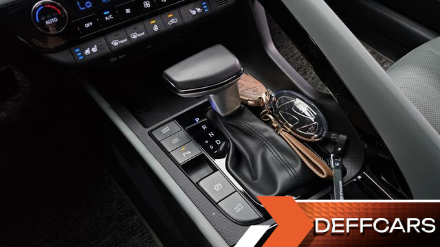 Hyundai AVANTE 1.6 Inspiration купить на сайте DeffCars