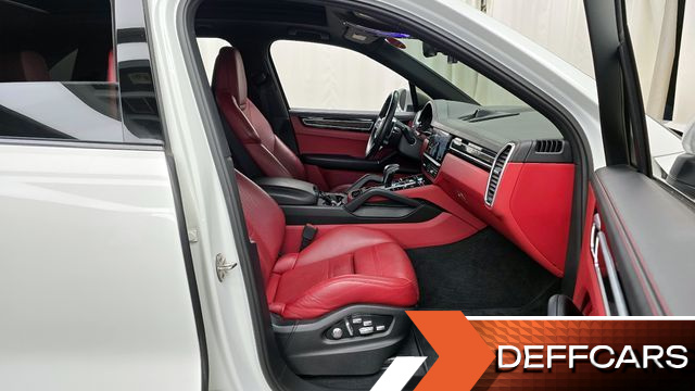 Porsche CAYENNE 3.0 купить на сайте DeffCars