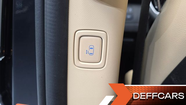 Hyundai STARIA Tourer 9-Seater Modern купить на сайте DeffCars