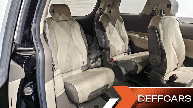 Kia CARNIVAL 9-Seater Prestige купить на сайте DeffCars