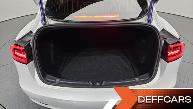 Tesla MODEL 3 Long Range AWD купить на сайте DeffCars