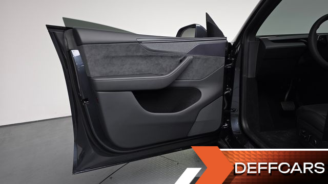 Tesla MODEL Y L Long Range AWD купить на сайте DeffCars