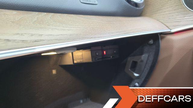 Mercedes E-CLASS E250 Exclusive купить на сайте DeffCars