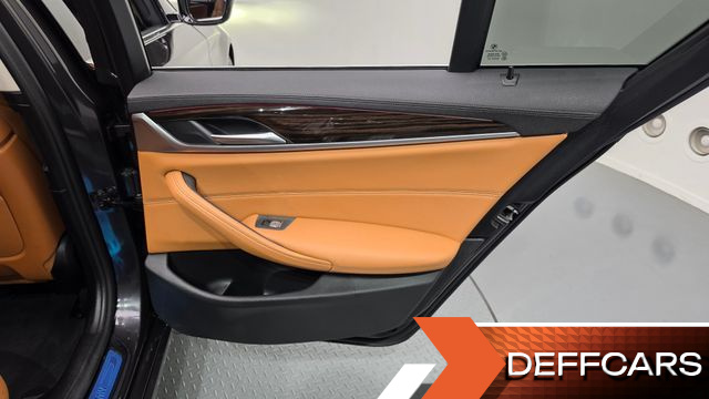 BMW 5-SERIES 520i Luxury купить на сайте DeffCars