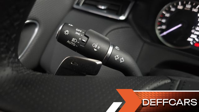 Land Rover RANGE ROVER VELAR 2.0 P250 R-Dynamic SE купить на сайте DeffCars