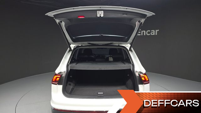 Volkswagen TIGUAN 2.0 TDI Premium купить на сайте DeffCars