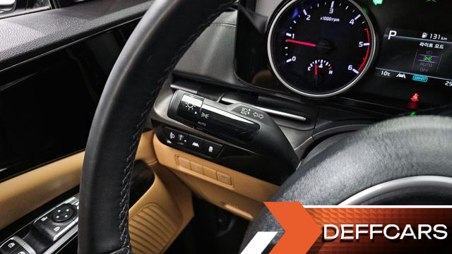 Kia CARNIVAL 9-Seater Prestige купить на сайте DeffCars