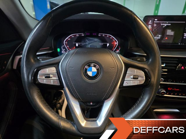 BMW 5-SERIES 523d xDrive Luxury купить на сайте DeffCars