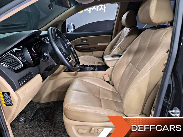 Kia CARNIVAL Gasoline 7-seater Hi-Limousine President купить на сайте DeffCars