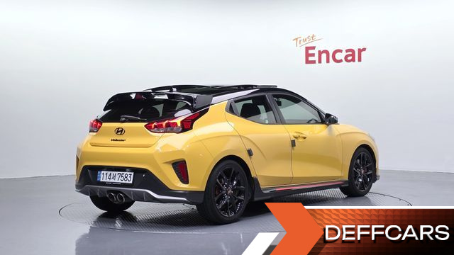 Hyundai VELOSTER 1.6 Turbo Sport Core купить на сайте DeffCars