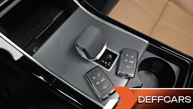 Land Rover RANGE ROVER VELAR 3.0 P400 Dynamic HSE купить на сайте DeffCars