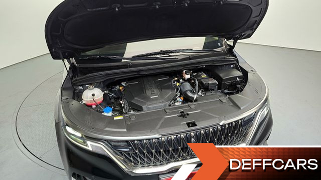 Kia CARNIVAL 11-Seater Signature купить на сайте DeffCars