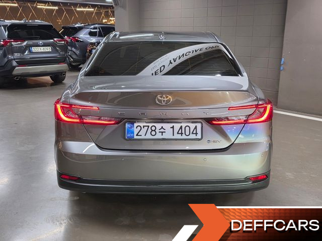 Toyota CAMRY 2.5 XLE Hybrid купить на сайте DeffCars