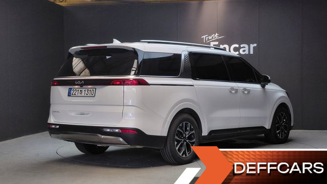 Kia CARNIVAL 9-Seater Signature купить на сайте DeffCars