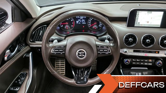 Kia STINGER 2.0 Turbo 2WD Platinum купить на сайте DeffCars