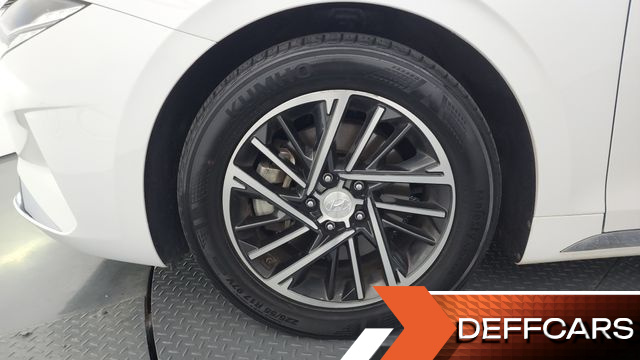 Hyundai GRANDEUR 2.5 Premium Choice купить на сайте DeffCars