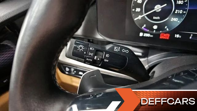 Kia CARNIVAL 9-Seater Signature купить на сайте DeffCars
