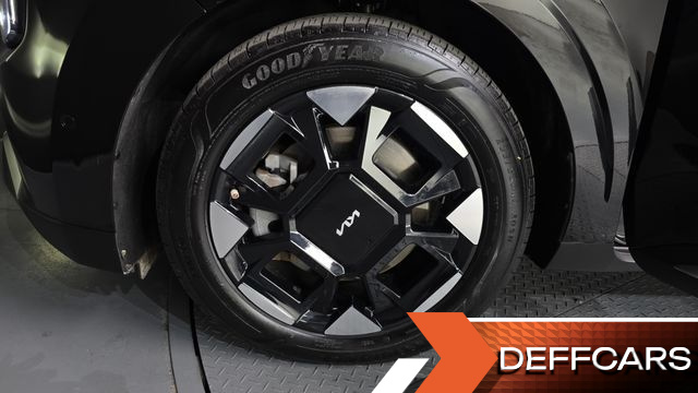 Kia CARNIVAL 9-Seater Noblesse купить на сайте DeffCars