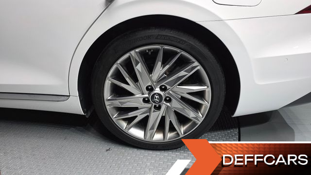 Hyundai GRANDEUR 3.3 Calligraphy купить на сайте DeffCars