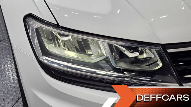 Volkswagen TIGUAN 2.0 TDI Premium купить на сайте DeffCars