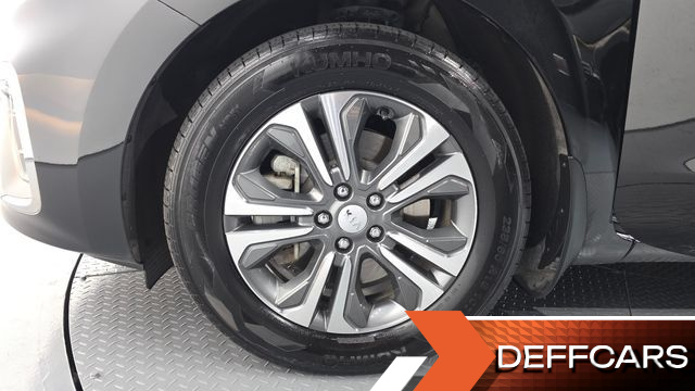 Kia CARNIVAL 9-Seater Luxury купить на сайте DeffCars