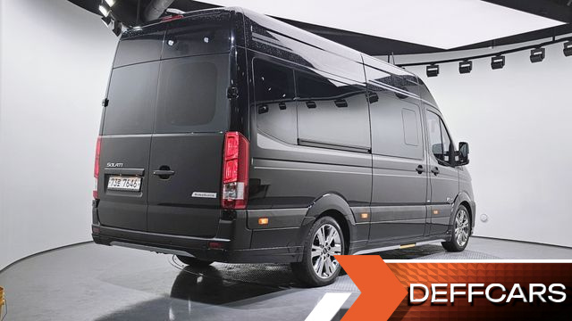 Hyundai SOLATI 15-seater Luxury купить на сайте DeffCars