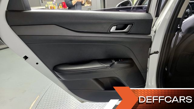 Kia K5 2.0 Prestige купить на сайте DeffCars