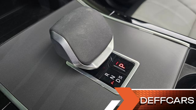 Land Rover RANGE ROVER EVOQUE P250 Dynamic SE купить на сайте DeffCars
