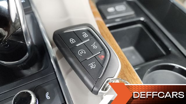 Cadillac ESCALADE 6.2 Sports Platinum купить на сайте DeffCars