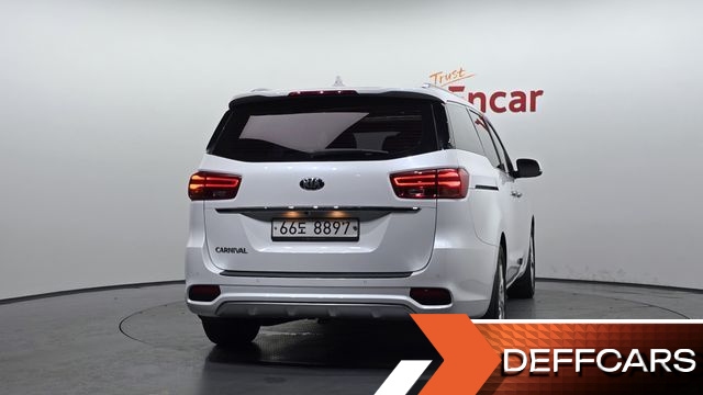 Kia CARNIVAL Gasoline 9-Seater Noblesse Special купить на сайте DeffCars