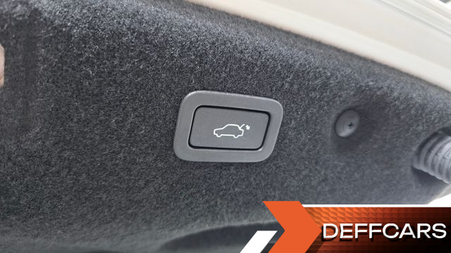 Jaguar XF 20d Portfolio AWD купить на сайте DeffCars