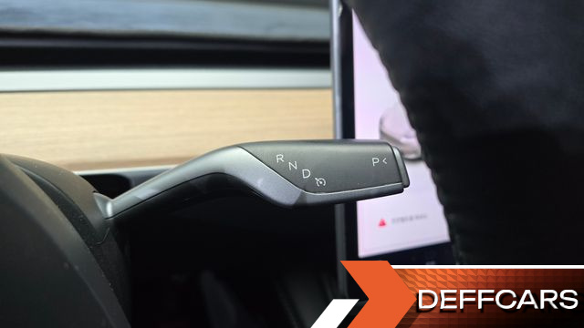 Tesla MODEL Y Long Range AWD купить на сайте DeffCars