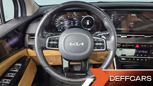 Kia CARNIVAL 9-Seater Signature купить на сайте DeffCars