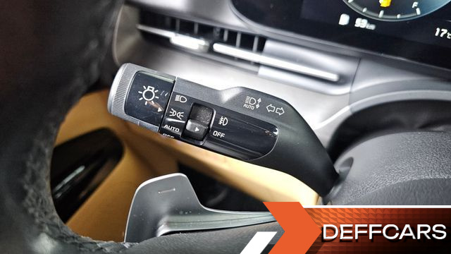 Kia CARNIVAL 9-Seater Signature купить на сайте DeffCars