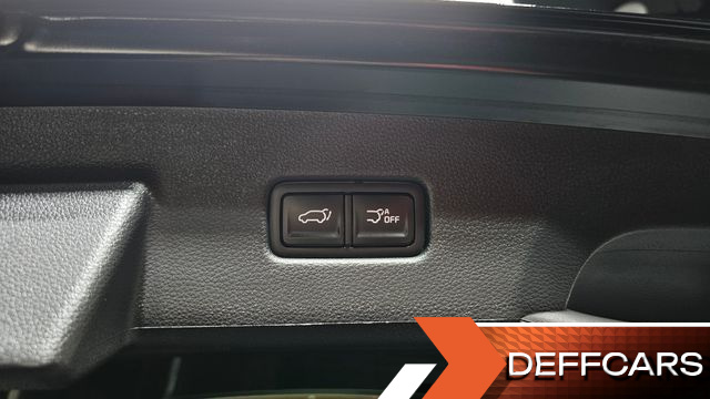 Kia CARNIVAL Gasoline 9-Seater Signature купить на сайте DeffCars