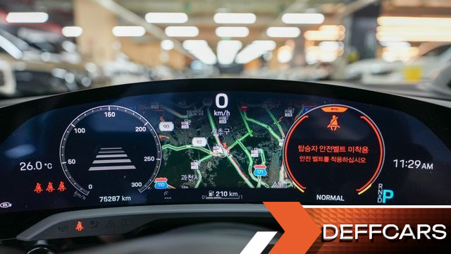 Porsche TAYCAN Base купить на сайте DeffCars