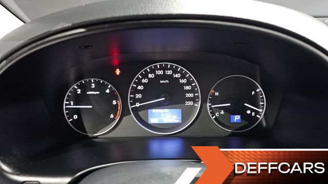 Hyundai STAREX Van 3-Seater Smart купить на сайте DeffCars