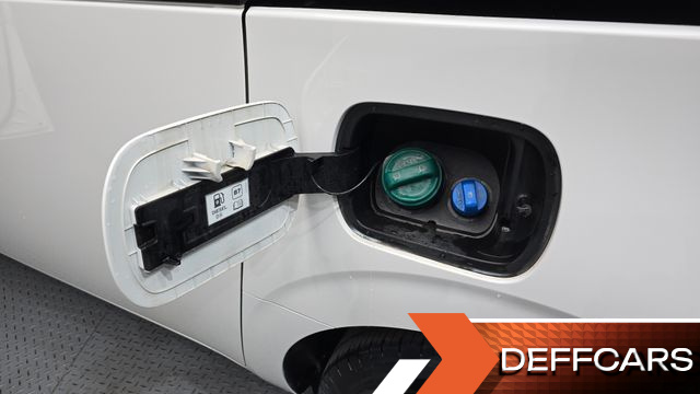 Hyundai STARIA Tourer 9-Seater Modern купить на сайте DeffCars