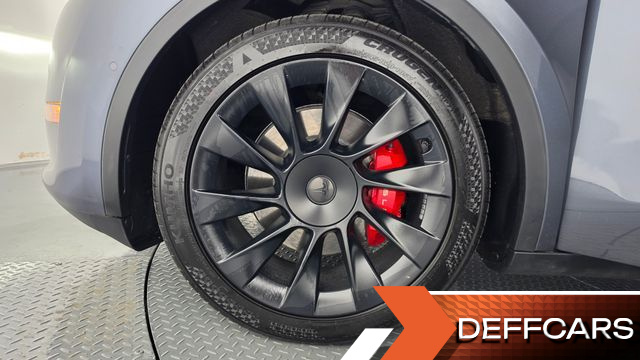 Tesla MODEL Y Long Range AWD купить на сайте DeffCars