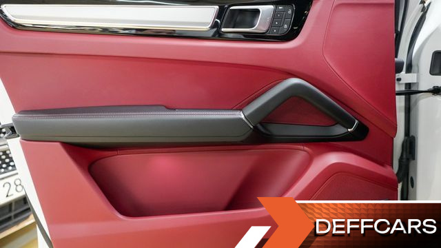 Porsche CAYENNE 3.0 PLATINUM EDITION купить на сайте DeffCars