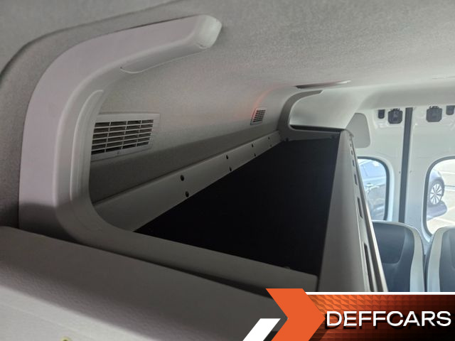 Hyundai SOLATI 15-seater Luxury купить на сайте DeffCars