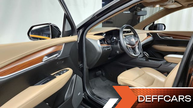 Cadillac XT5 3.6 Platinum купить на сайте DeffCars