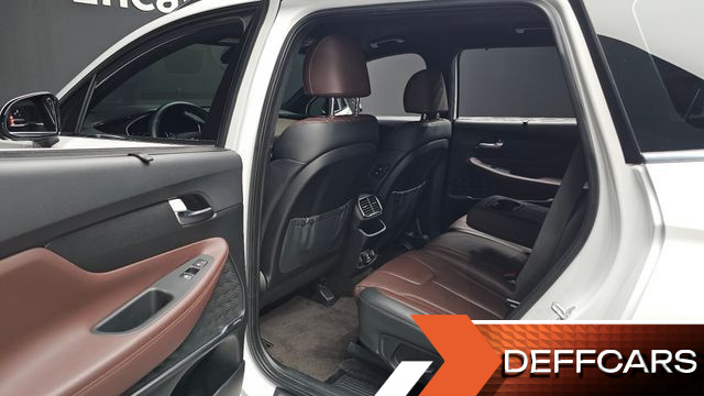 Hyundai SANTAFE Gasoline 2.0T 2WD Inspiration купить на сайте DeffCars