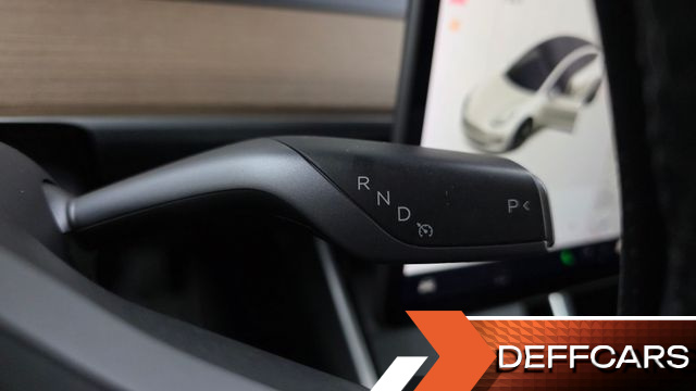 Tesla MODEL 3 Standard Range Plue RWD купить на сайте DeffCars
