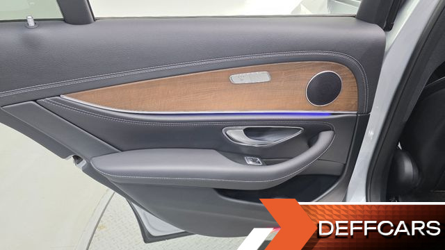 Mercedes E-CLASS E220d 4MATIC Exclusive купить на сайте DeffCars