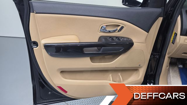 Kia CARNIVAL Gasoline 9-seater Noblesse купить на сайте DeffCars